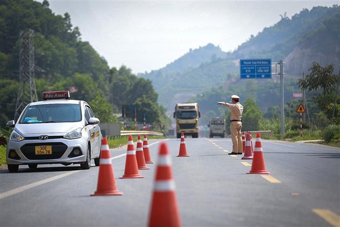 Hòa Bình kiểm soát COVID-19 từ xa bảo vệ sức khỏe nhân dân, hướng tới ngày bầu cử thành công ảnh 1