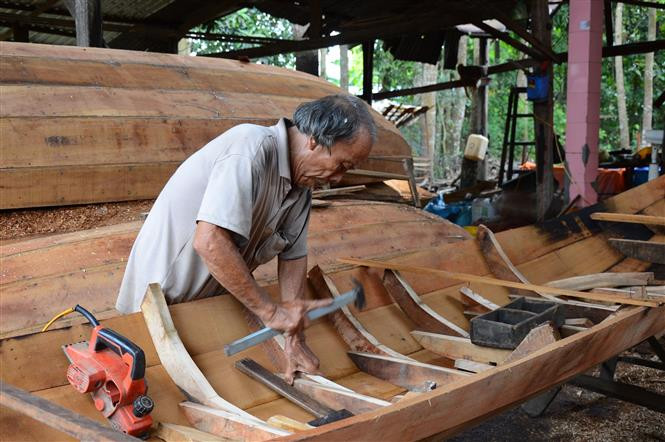 Phát triển du lịch làng nghề: * Bài 1: Xây dựng sản phẩm từ thế mạnh ảnh 1