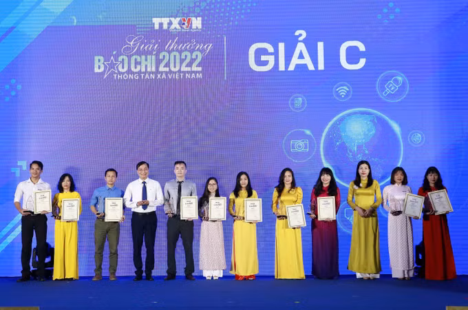 Giải thưởng Báo chí TTXVN 2022: Khẳng định vai trò của cơ quan Thông tấn Quốc gia trong nền báo chí cả nước ảnh 4