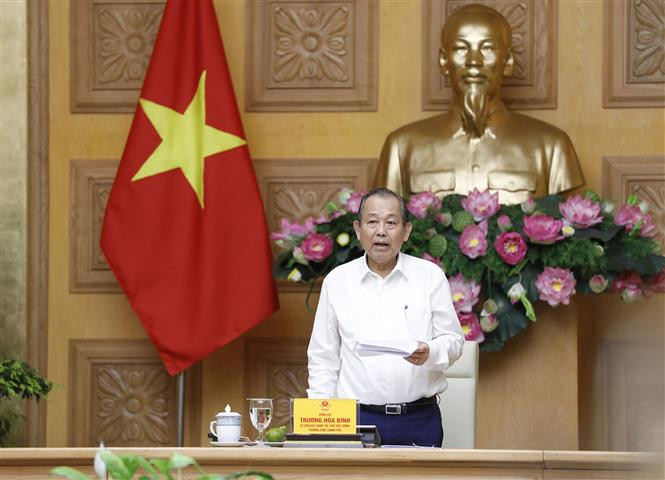 Phó Thủ tướng Thường trực Trương Hòa Bình phát biểu . Ảnh: Dương Giang - TTXVN Phó Thủ tướng Thường trực Trương Hòa Bình tiếp Đoàn đại biểu người có công với cách mạng tỉnh Kon Tum ảnh 2