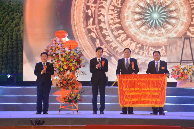 Đưa Sông Mã trở thành huyện phát triển khá của tỉnh Sơn La ảnh 1