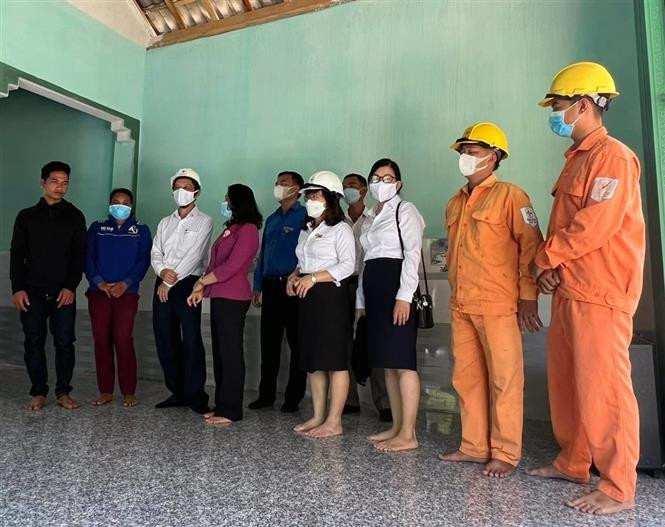 Ngôi nhà mới của gia đình ông Lê Mo Luật (thôn Suối Đá, xã Phước Tân, huyện Sơn Hòa). Ảnh: TTXVN phát Phú Yên: Hỗ trợ xây nhà cho đồng bào thiểu số ảnh 2