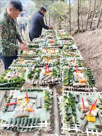 Lễ cúng bản của cộng đồng dân tộc Lào ở Điện Biên ảnh 1