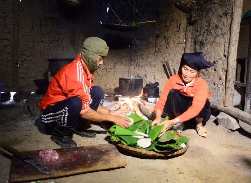 Lễ cúng bản của người Si La ảnh 1