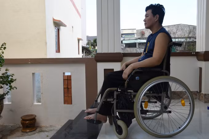 Vất vả mưu sinh nghề lặn biển ở Lý Sơn ảnh 2