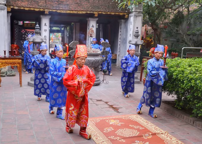 Tưởng nhớ công đức thần Cao Sơn Đại Vương - một trong 4 vị thần tứ trấn Kinh thành Thăng Long ảnh 1