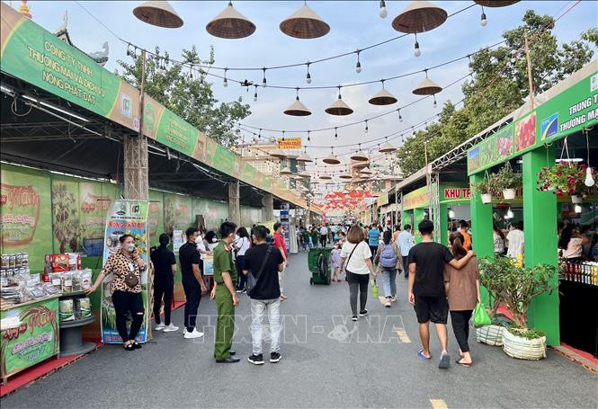 Khai mạc Ngày hội Mắm Châu Đốc, An Giang ảnh 2 Khai mạc Ngày hội Mắm Châu Đốc, An Giang ảnh 2