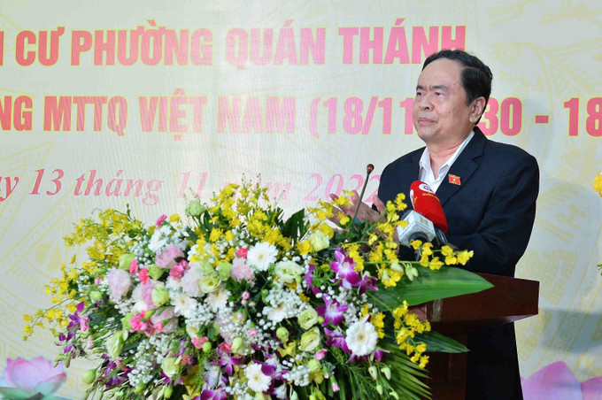 Phó Chủ tịch Thường trực Quốc hội Trần Thanh Mẫn phát biểu. Ảnh: Minh Đức - TTXVN Chủ tịch Quốc hội Vương Đình Huệ dự Ngày hội Đại đoàn kết toàn dân tộc tại phường Quán Thánh, Hà Nội ảnh 3