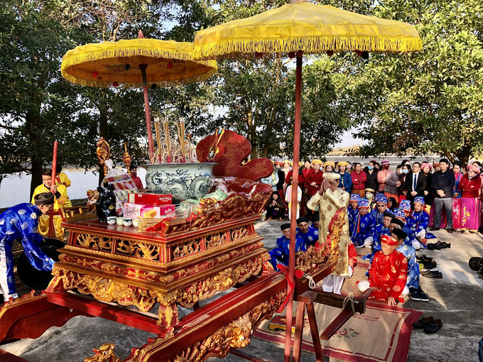 Lễ hội Đình Vạn Ninh. Ảnh: mongcai.gov.vn Thành phố Móng Cái thêm một Di sản Văn hóa Phi vật thể cấp Quốc gia được công nhận ảnh 1