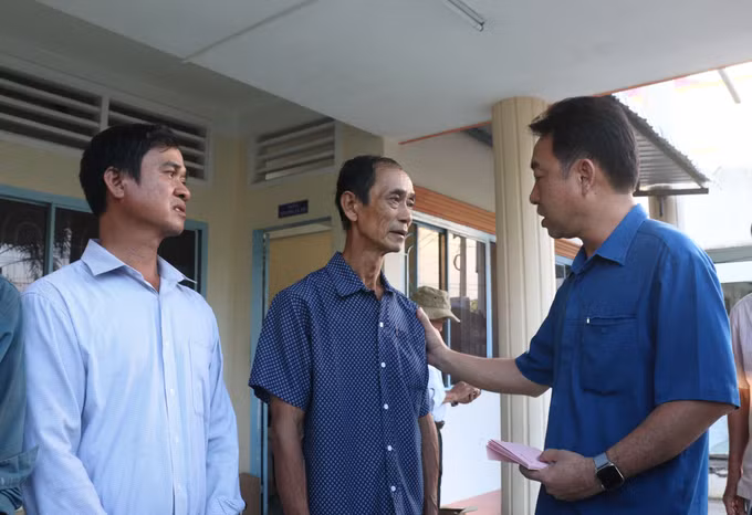 Vĩnh Long: Hỗ trợ người dân ổn định cuộc sống sau vụ sạt lở bờ sông Cổ Chiên ảnh 3