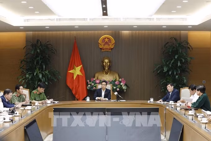 Dịch COVID-19: Triển khai chủ trương “hộ chiếu vaccine” trên tinh thần bảo đảm an toàn trên hết ảnh 1