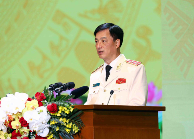 Trung tướng Nguyễn Duy Ngọc, Ủy viên Trung ương Đảng, Thứ trưởng Bộ Công an phát biểu. Ảnh: Phạm Kiên – TTXVN Lực lượng Cảnh sát nhân dân Việt Nam: Viết tiếp những bản anh hùng ca chiến thắng của thời kỳ mới ảnh 4