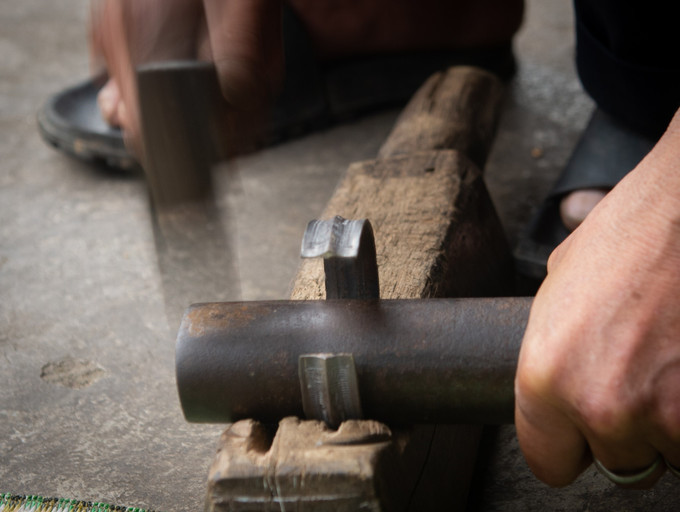 Độc đáo nghề chạm bạc của người Nùng ở Hà Giang ảnh 4 Độc đáo nghề chạm bạc của người Nùng ở Hà Giang ảnh 4