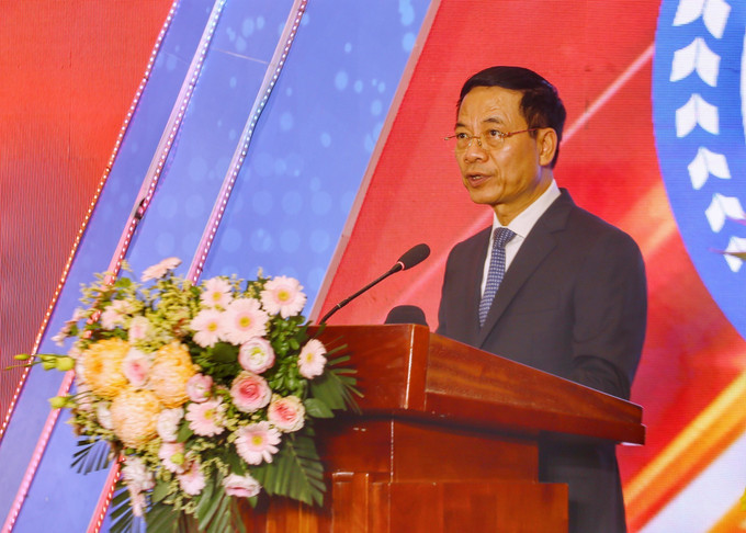Bộ trưởng Bộ Thông tin và Truyền thông Nguyễn Mạnh Hùng phát biểu. Ảnh: Tuấn Đức - TTXVN Giữ vững giá trị cốt lõi của báo chí cách mạng, cái tâm của người làm báo ảnh 2