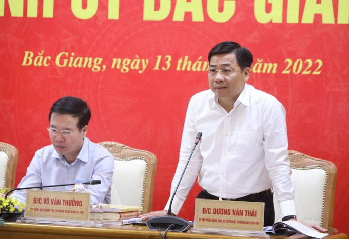 Bí thư Tỉnh ủy Bắc Giang Dương Văn Thái phát biểu tại buổi làm việc. Ảnh: Danh Lam –TTXVN Thường trực Ban Bí thư Võ Văn Thưởng làm việc tại tỉnh Bắc Giang ảnh 3