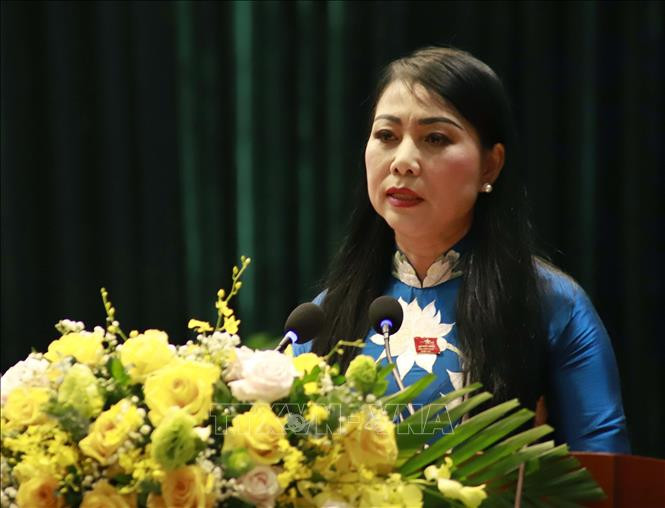 Bí thư Tỉnh ủy Vĩnh Phúc Hoàng Thị Thúy Lan phát biểu tại kỳ họp. Ảnh: Hoàng Hùng - TTXVN Bà Hoàng Thị Thúy Lan được bầu làm Chủ tịch HĐND tỉnh Vĩnh Phúc ảnh 1