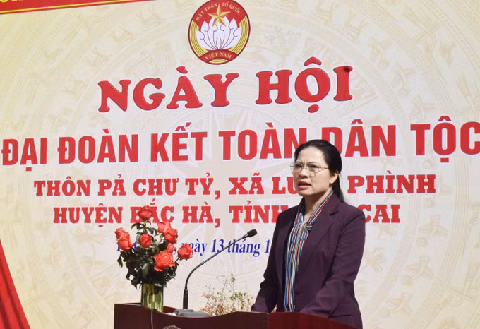 Lào Cai: Tiếp tục phát huy tinh thần đoàn kết, vươn lên thoát nghèo ảnh 2