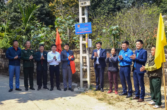 Tuổi trẻ Hòa Bình hỗ trợ chuyển đổi số cho địa bàn nông thôn ảnh 6