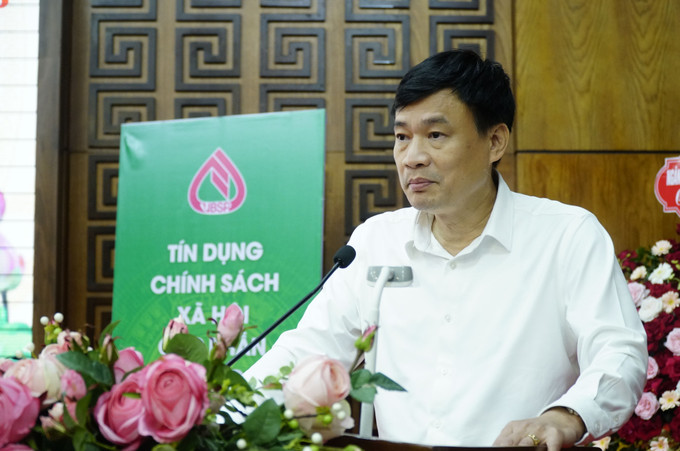 Ông Bùi Quang Vinh, Phó Tổng Giám đốc Ngân hàng Chính sách xã hội Việt Nam, phát biểu tại Hội nghị. Ảnh: Xuân Tư – TTXVN Tín dụng chính sách góp phần phát triển kinh tế - xã hội vùng sâu, vùng xa tỉnh Điện Biên ảnh 1