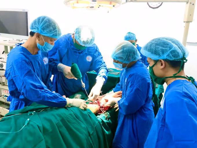 Đắk Nông: Kiến nghị sớm hoàn thiện, bổ sung các quy định về đấu thầu, mua sắm trang thiết bị, vật tư y tế ảnh 2