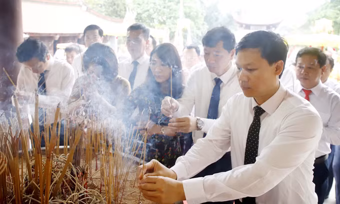 Lễ giỗ Đức Quốc Tổ Lạc Long Quân và dâng hương tưởng niệm Tổ Mẫu Âu Cơ ảnh 5