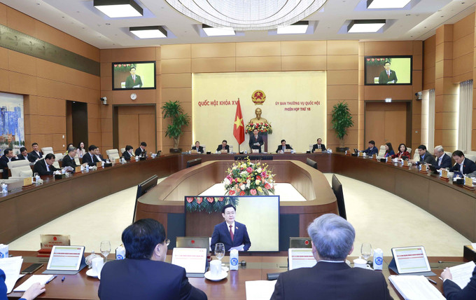 Quang cảnh phiên họp. Ảnh: Doãn Tấn – TTXVN Khai mạc Phiên họp thứ 18 Ủy ban Thường vụ Quốc hội ảnh 4