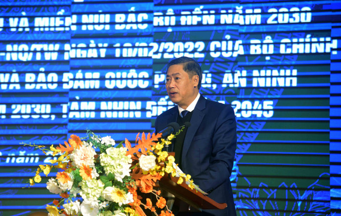 Bí thư tỉnh ủy Sơn La Nguyễn Hữu Đông phát biểu. Ảnh: Quang Quyết-TTXVN Quan tâm phát triển giáo dục, đào tạo vùng Trung du và miền núi Bắc Bộ ảnh 2