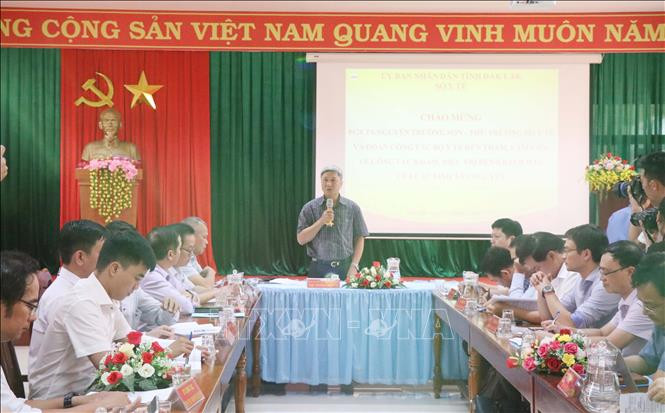 Thứ trưởng Bộ Y tế Nguyễn Trường Sơn phát biểu. Ảnh: Tuấn Anh – TTXVN Hỗ trợ các tỉnh Tây Nguyên dập dịch bạch hầu ảnh 1