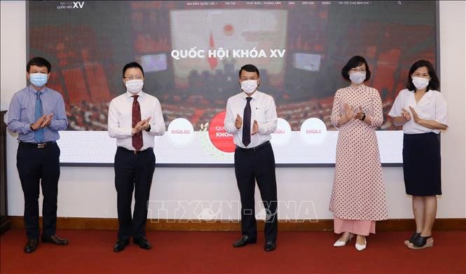 Lãnh đạo TTXVN khai trương trang thông tin đặc biệt về bầu cử ĐBQH và đại biểu HĐND các cấp. Ảnh: Văn Điệp – TTXVN TTXVN ra mắt trang thông tin đặc biệt về bầu cử đại biểu Quốc hội khóa XV và đại biểu HĐND các cấp nhiệm kỳ 2021-2026 ảnh 6