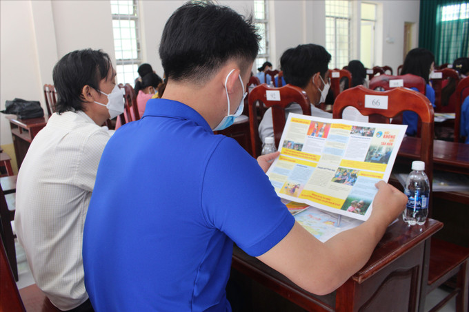 Tập huấn cho các thành viên trong mô hình “Giảm thiểu tình trạng tảo hôn và hôn nhân cận huyết thống trong vùng đồng bào dân tộc thiểu số". Ảnh: baodantoc.vn Kiên Giang: Giảm thiểu tình trạng tảo hôn và hôn nhân cận huyết thống trong đồng bào dân tộc thiểu số ảnh 3