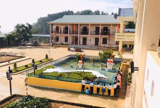 Trường Phổ thông Dân tộc Bán trú Tiểu học Trà Tập khơi dậy tình yêu biển đảo cho học sinh ảnh 2