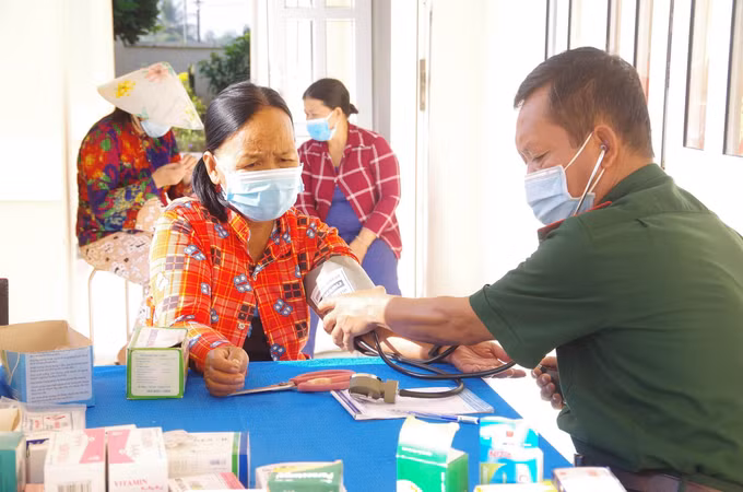 Giữ vững vùng an ninh biên giới biển Tiền Giang ảnh 1