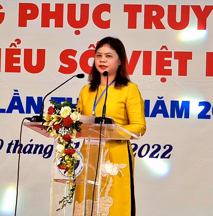 Lần đầu tiên trình diễn trang phục truyền thống các dân tộc thiểu số khu vực phía Bắc ảnh 1