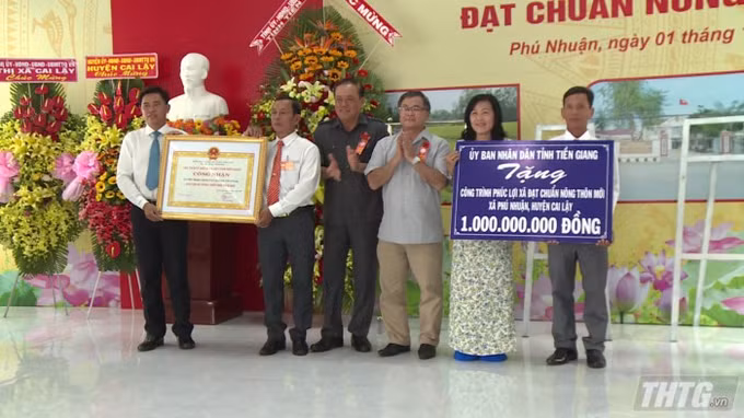 Xây dựng nông thôn mới ở xã vùng Đồng Tháp Mười: Khó vạn lần dân liệu cũng xong ảnh 1