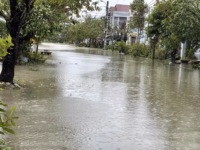 Quảng Nam tập trung rà soát thiệt hại, hỗ trợ người dân sau bão số 4 ảnh 8