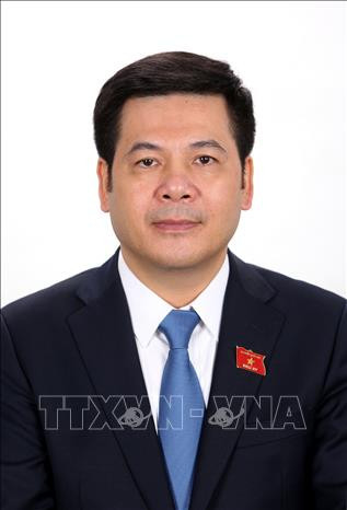 Ông Nguyễn Hồng Diên, Bộ trưởng Bộ Công Thương. Ảnh: TTXVN Kỳ họp thứ 11, Quốc hội khóa XIV: 12 bộ trưởng, trưởng ngành được Quốc hội phê chuẩn bổ nhiệm ảnh 12