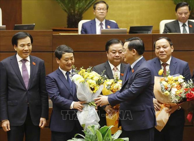 Kỳ họp thứ 11, Quốc hội khóa XIV, 12 bộ trưởng, trưởng ngành, Quốc hội phê chuẩn, bổ nhiệm. Ảnh: Doãn Tấn - TTXVN Kỳ họp thứ 11, Quốc hội khóa XIV: 12 bộ trưởng, trưởng ngành được Quốc hội phê chuẩn bổ nhiệm ảnh 1