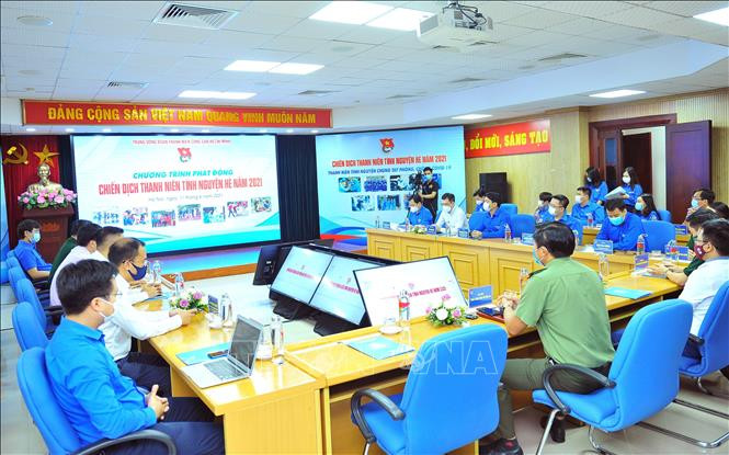 Quang cảnh lễ phát động chiến dịch. Ảnh: Minh Đức - TTXVN Khởi động Chiến dịch Thanh niên tình nguyện Hè 2021 ảnh 1