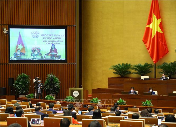 Quốc hội thảo luận trực tuyến về phòng, chống tội phạm, tham nhũng. Ảnh: Văn Điệp - TTXVN “Nhất hô, bá ứng” đưa cuộc đấu tranh phòng, chống tham nhũng, tiêu cực thực sự thông suốt ảnh 1