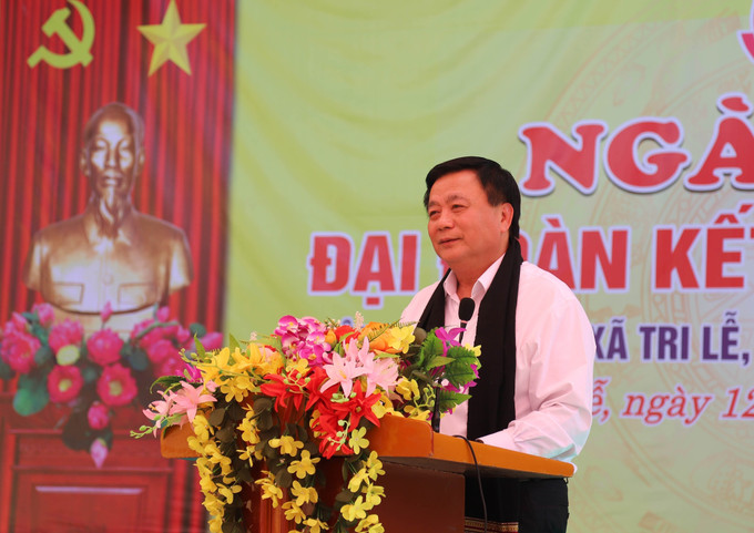 Đồng chí Nguyễn Xuân Thắng phát biểu chỉ đạo tại Ngày hội Đại đoàn kết toàn dân tộc năm 2023 tại liên khu dân cư xã Tri Lễ. Ảnh: Xuân Tiến - TTXVN Ủy viên Bộ Chính trị Nguyễn Xuân Thắng dự Ngày hội Đại đoàn kết ở xã vùng cao biên giới Nghệ An ảnh 1