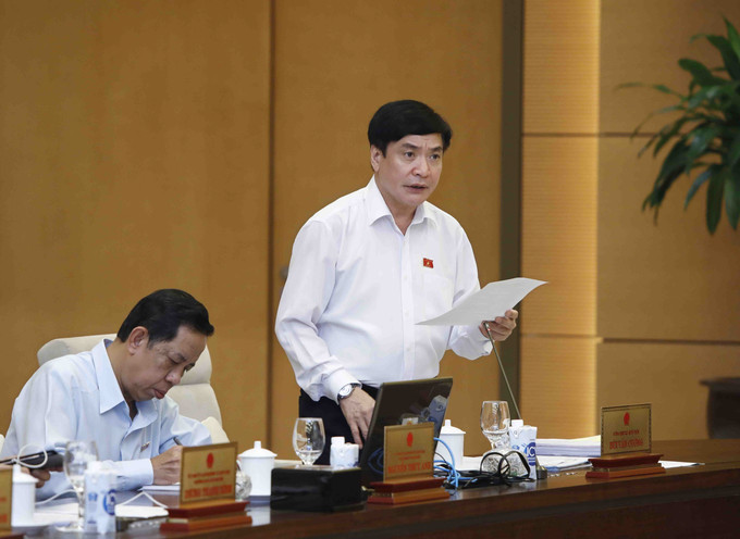 Tổng Thư ký, Chủ nhiệm Văn phòng Quốc hội Bùi Văn Cường phát biểu. Ảnh: An Đăng – TTXVN Khai mạc Phiên họp thứ 17 Ủy ban Thường vụ Quốc hội ảnh 3