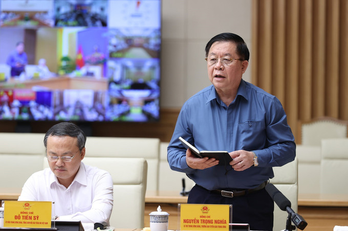 Trưởng Ban Tuyên giáo Trung ương Nguyễn Trọng Nghĩa phát biểu. Ảnh: Dương Giang-TTXVN Thủ tướng Phạm Minh Chính chủ trì họp trực tuyến toàn quốc phòng, chống dịch COVID-19 ảnh 4