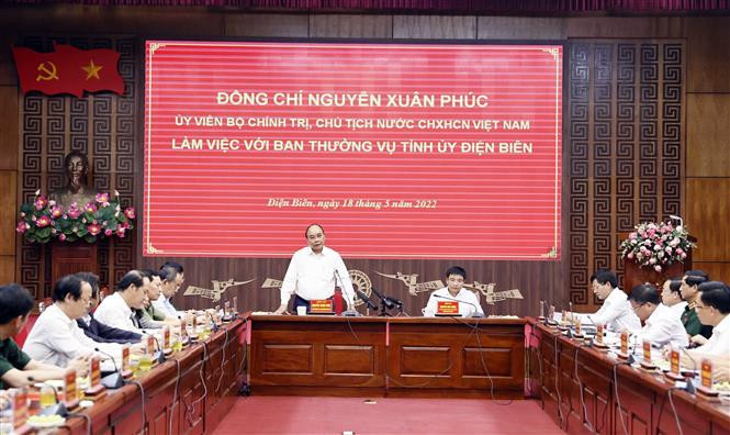 Quang cảnh buổi làm việc. Ảnh: Thống Nhất - TTXVN Chủ tịch nước làm việc với tỉnh Điện Biên ảnh 2