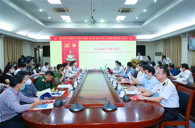 Quang cảnh buổi lễ. Ảnh: Phương Hoa - TTXVN Ban Tuyên giáo Trung ương khai trương Ứng dụng Thông tin Tuyên giáo và ra mắt hình thức mới 3 bản tin ảnh 4