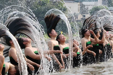 Đưa di sản vào đời sống đương đại, phát triển du lịch bền vững