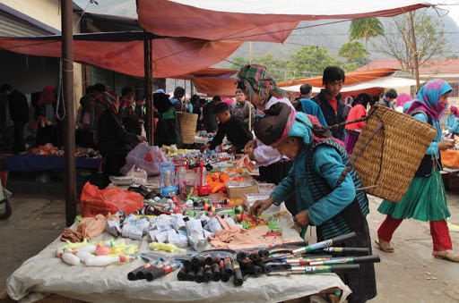 Phê duyệt Chương trình phát triển thương mại miền núi, vùng sâu, vùng xa và hải đảo 