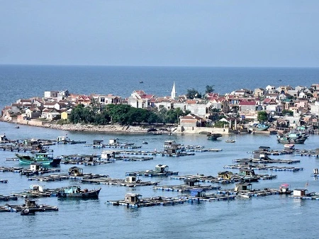 Xã đảo Nghi Sơn. Ảnh: moitruongdulich.vn