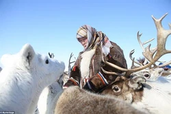 Cuộc sống của bộ lạc ăn thịt sống vùng Siberi