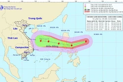 Siêu bão Goni gần Biển Đông