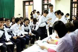 Hà Nội: Chiến dịch Tiêm vắc xin Sởi - Rubella miễn phí cho học sinh THPT